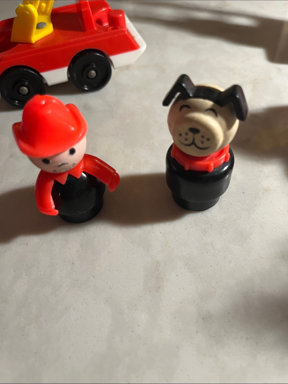Vintage Fisher Price Little People Fireman & Fire Truck and Fire dog - Picture 3 of 6